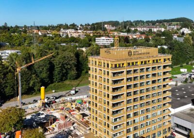 Chantier à Marly et vue sur l'hôtel