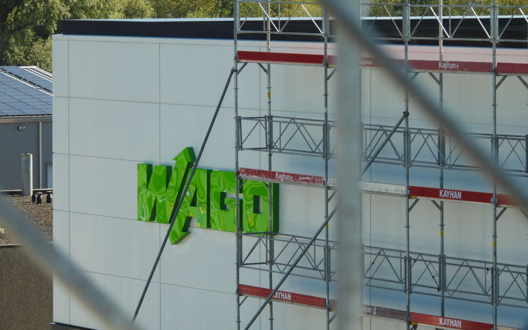 WAGO Domdidier – Echafaudages pour la construction d’une nouvelle usine d’injection